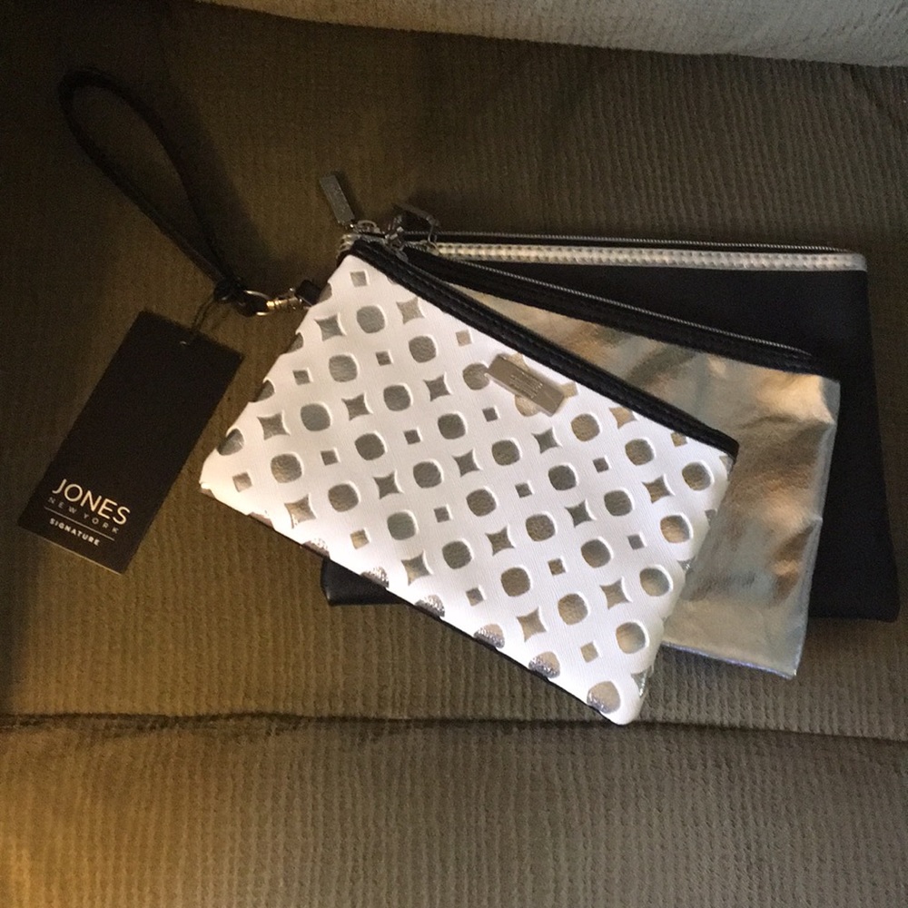 NWT Jones New York Cosmetic Bag\ Wristlet Set